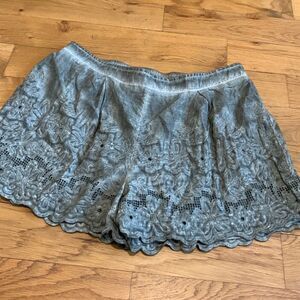 Very j nwt shorts size large